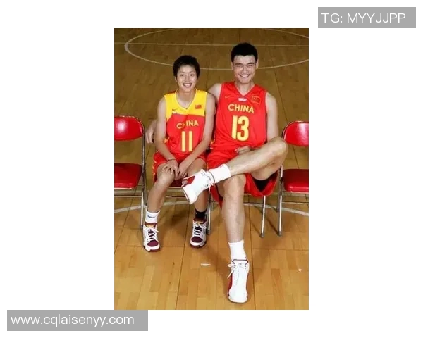 姚明全家专访揭秘篮球巨星背后的温馨生活与家庭故事 姚明全家专访揭秘篮球巨星背后的温馨生活与家庭故事