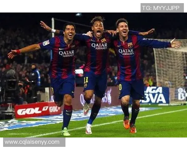 中超经典对决巴萨与皇马战成平局神扑时刻引发全场热烈反响 中超经典对决巴萨与皇马战成平局神扑时刻引发全场热烈反响