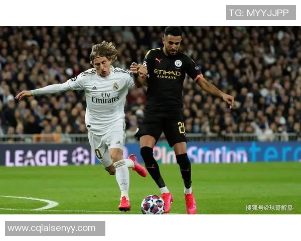 世界杯冷门时刻皇马与巴黎圣日耳曼战成平局引发全场震惊