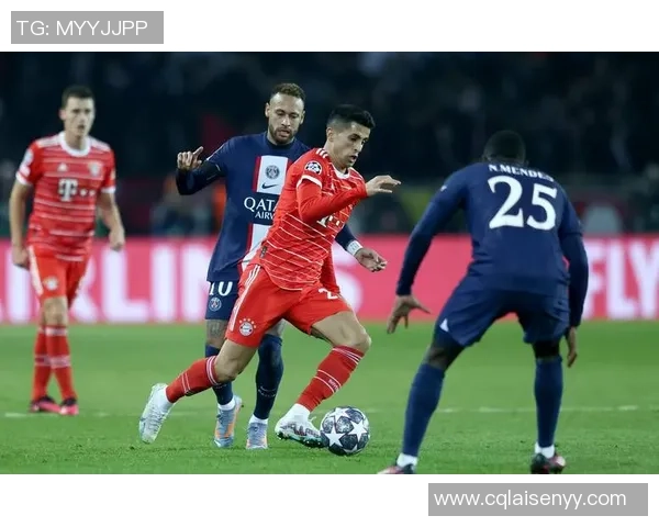 德甲精彩对决巴黎圣日耳曼与波尔图战成平局乌龙球成比赛焦点